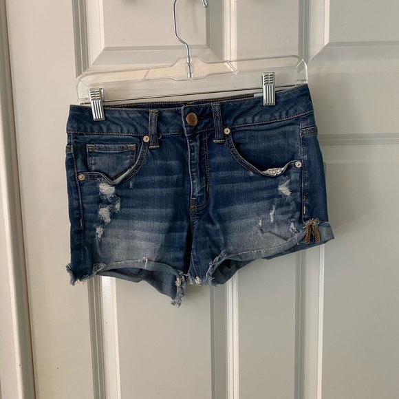 HOLLISTER, AMERICAN EAGLE, LUCKY BRAND, FOREVER 21 - Picture 6 of 8